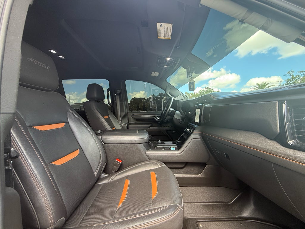 2024 GMC Sierra AT4