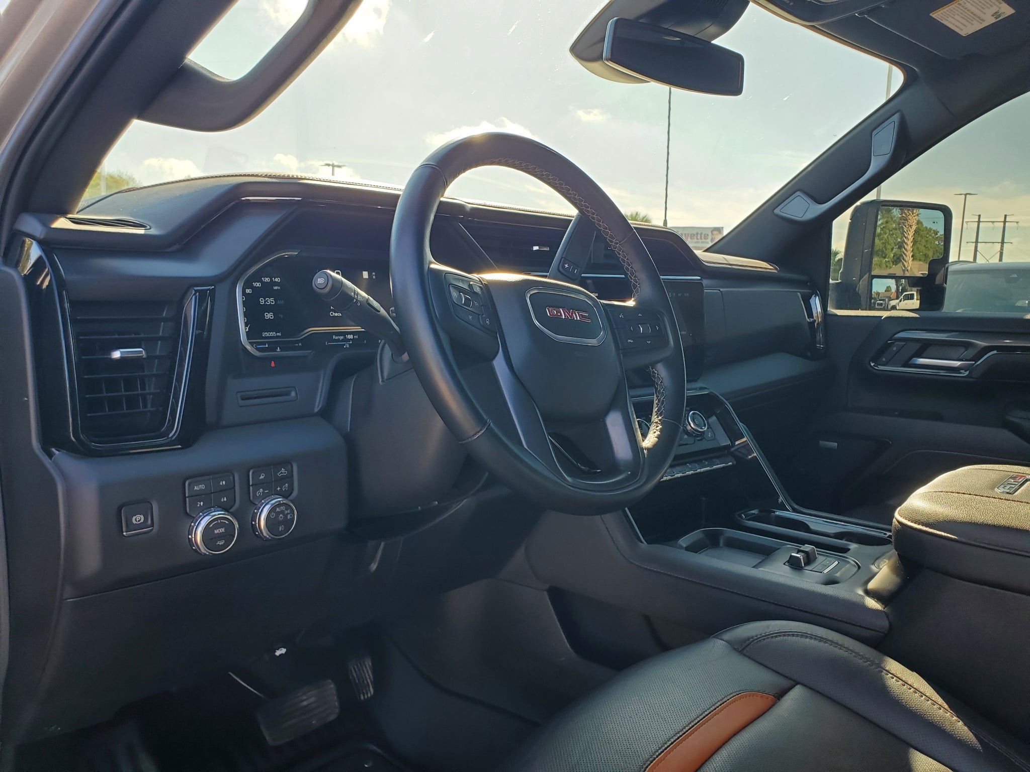 2025 GMC Sierra 2500 AT4