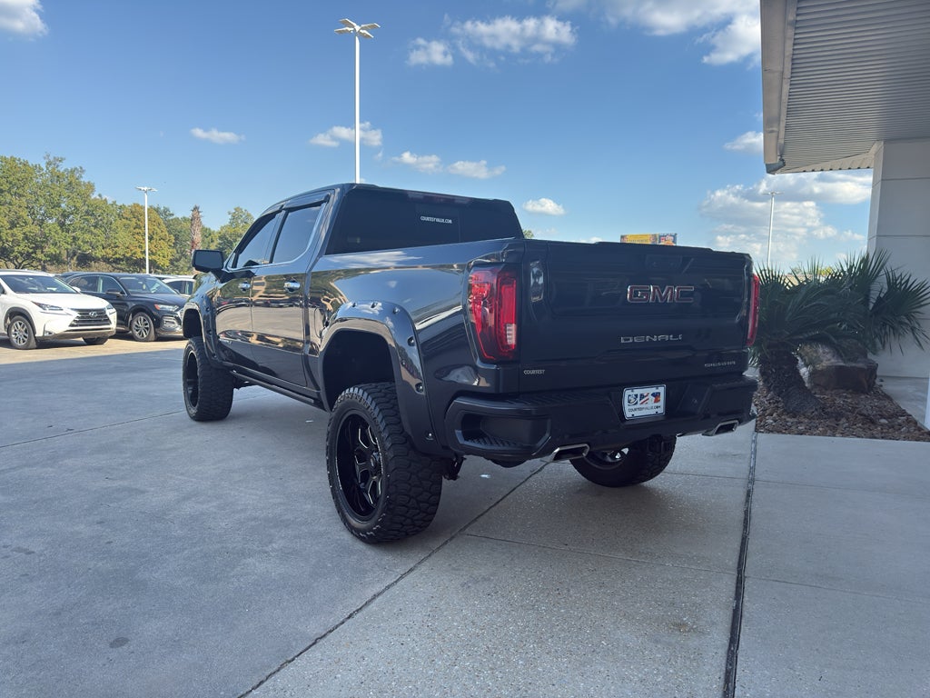 2023 GMC Sierra Denali