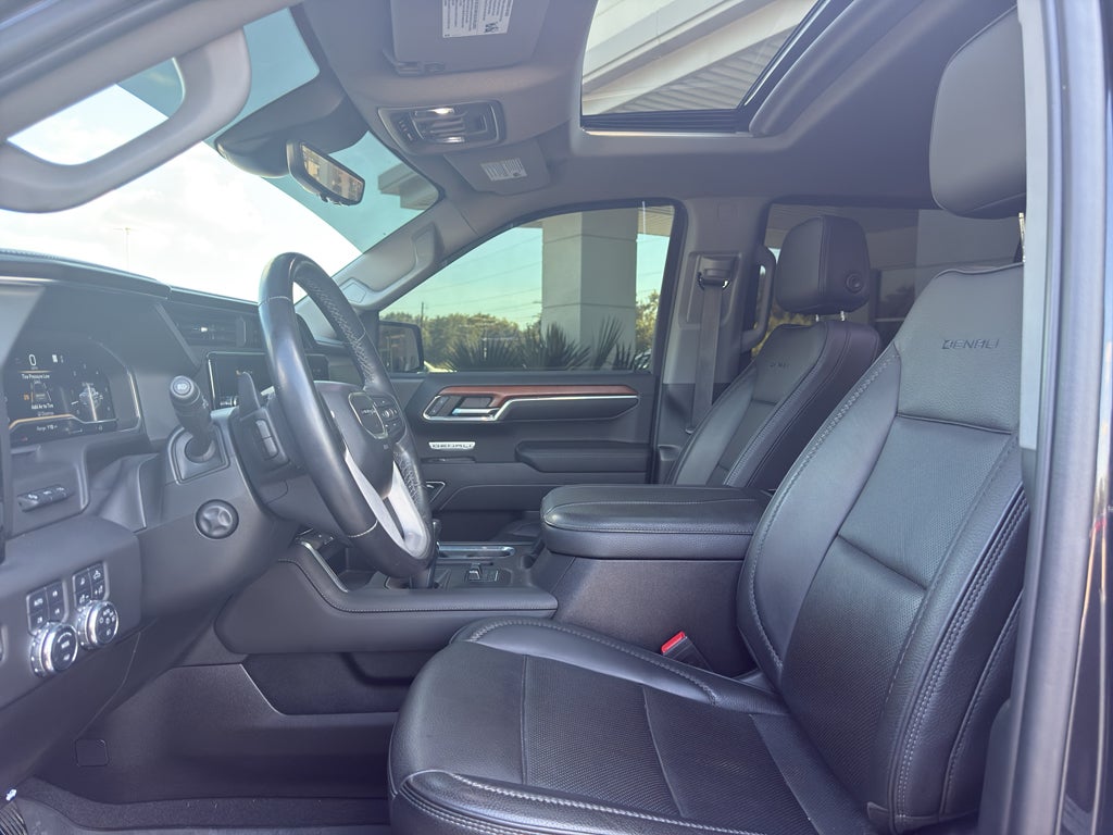 2023 GMC Sierra Denali