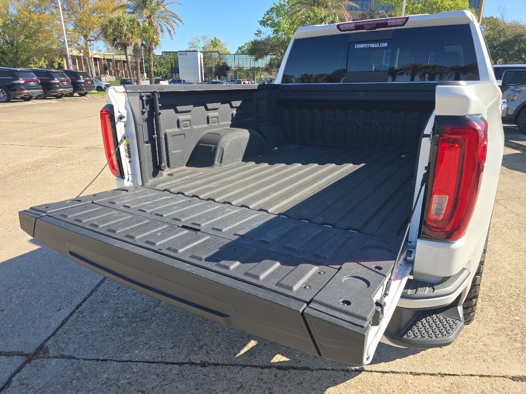 2023 GMC Sierra Denali