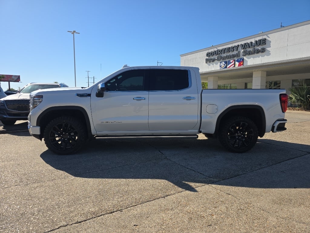 2023 GMC Sierra Denali