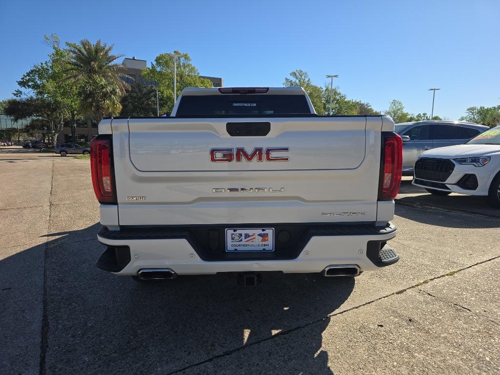 2023 GMC Sierra Denali