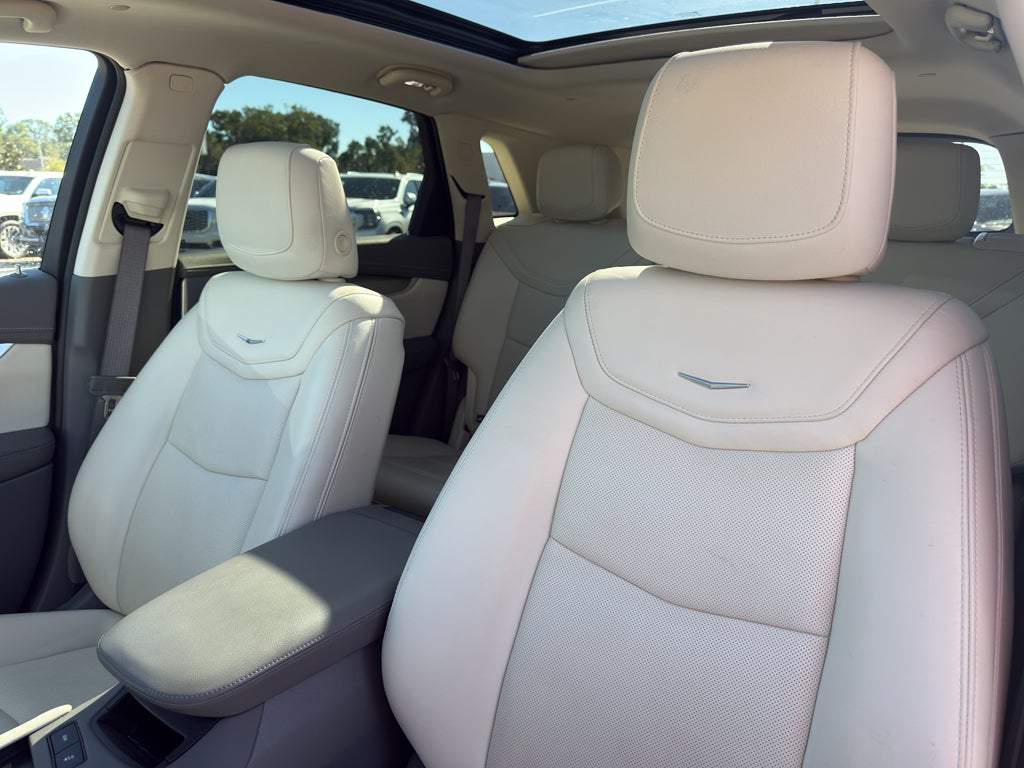 2025 Cadillac XT5 FWD Premium Luxury