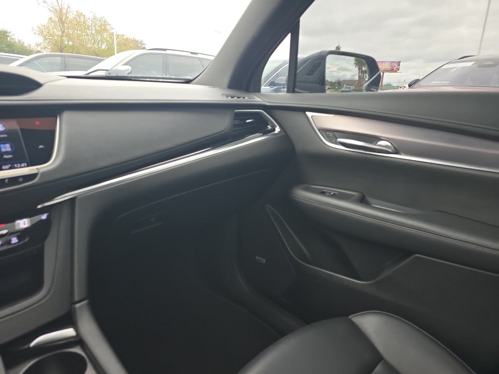 2022 Cadillac XT6 Luxury