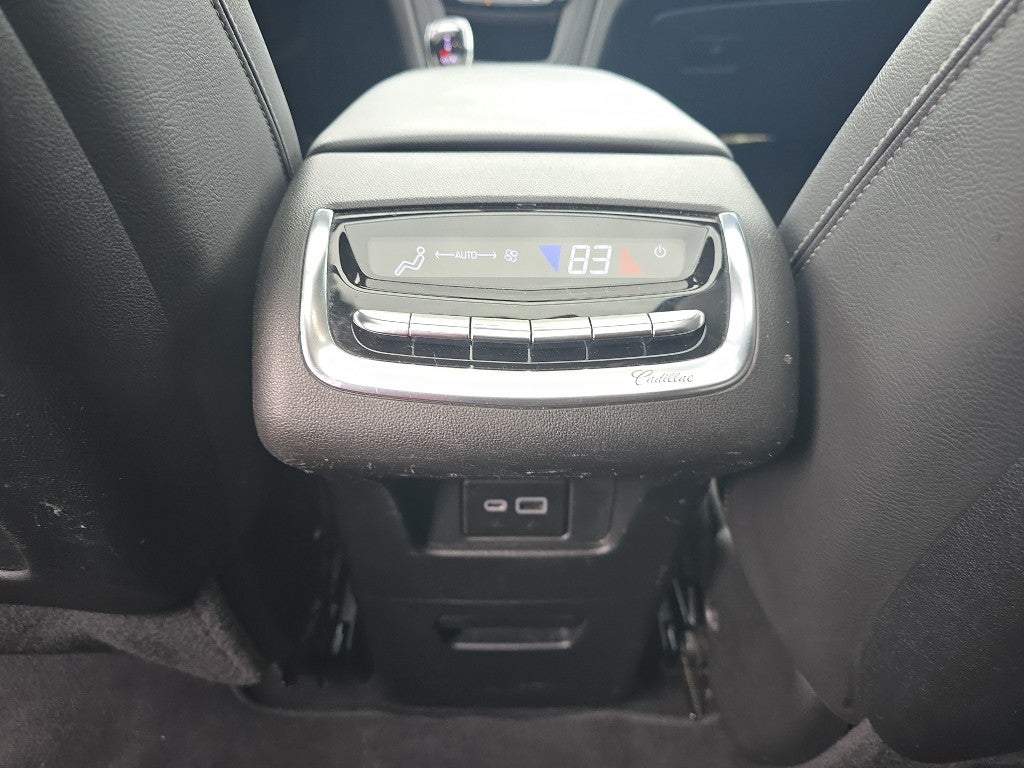 2022 Cadillac XT6 Luxury