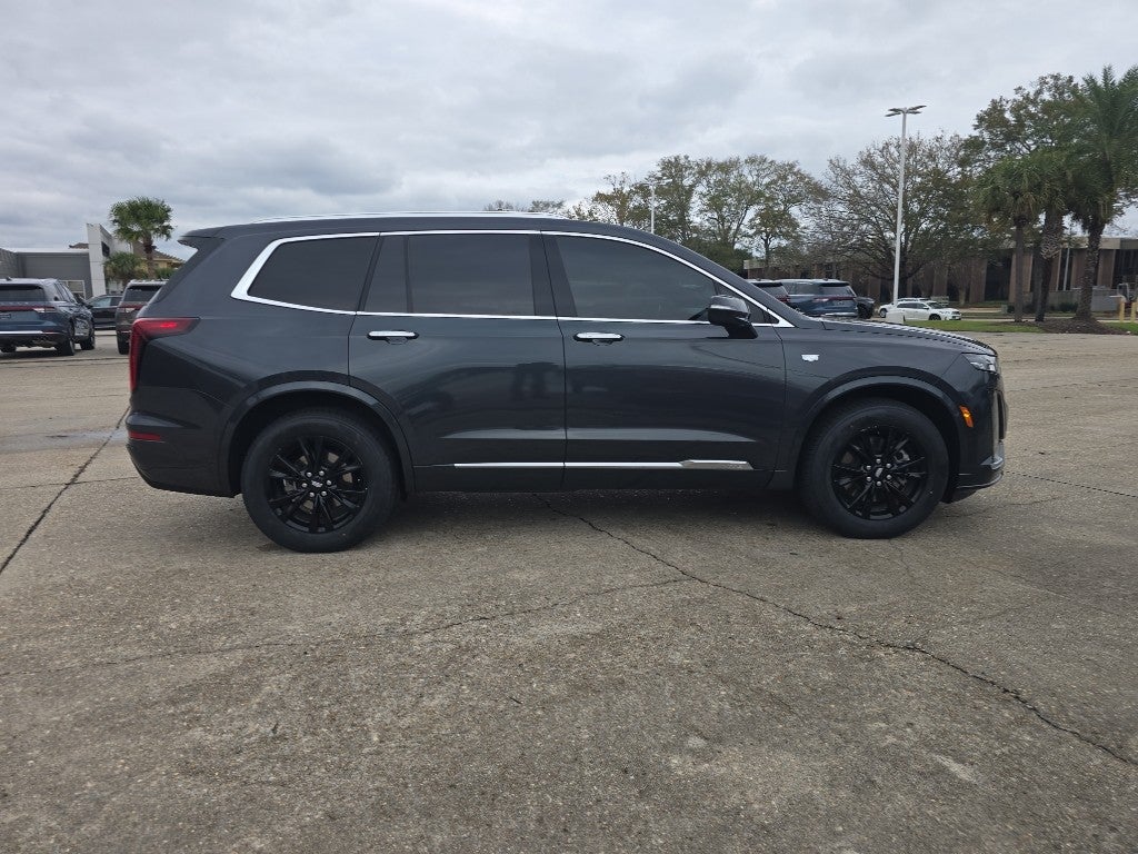 2022 Cadillac XT6 Luxury
