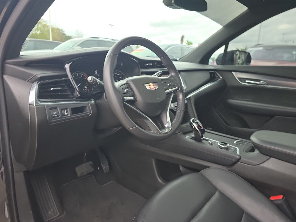 2022 Cadillac XT6 Luxury