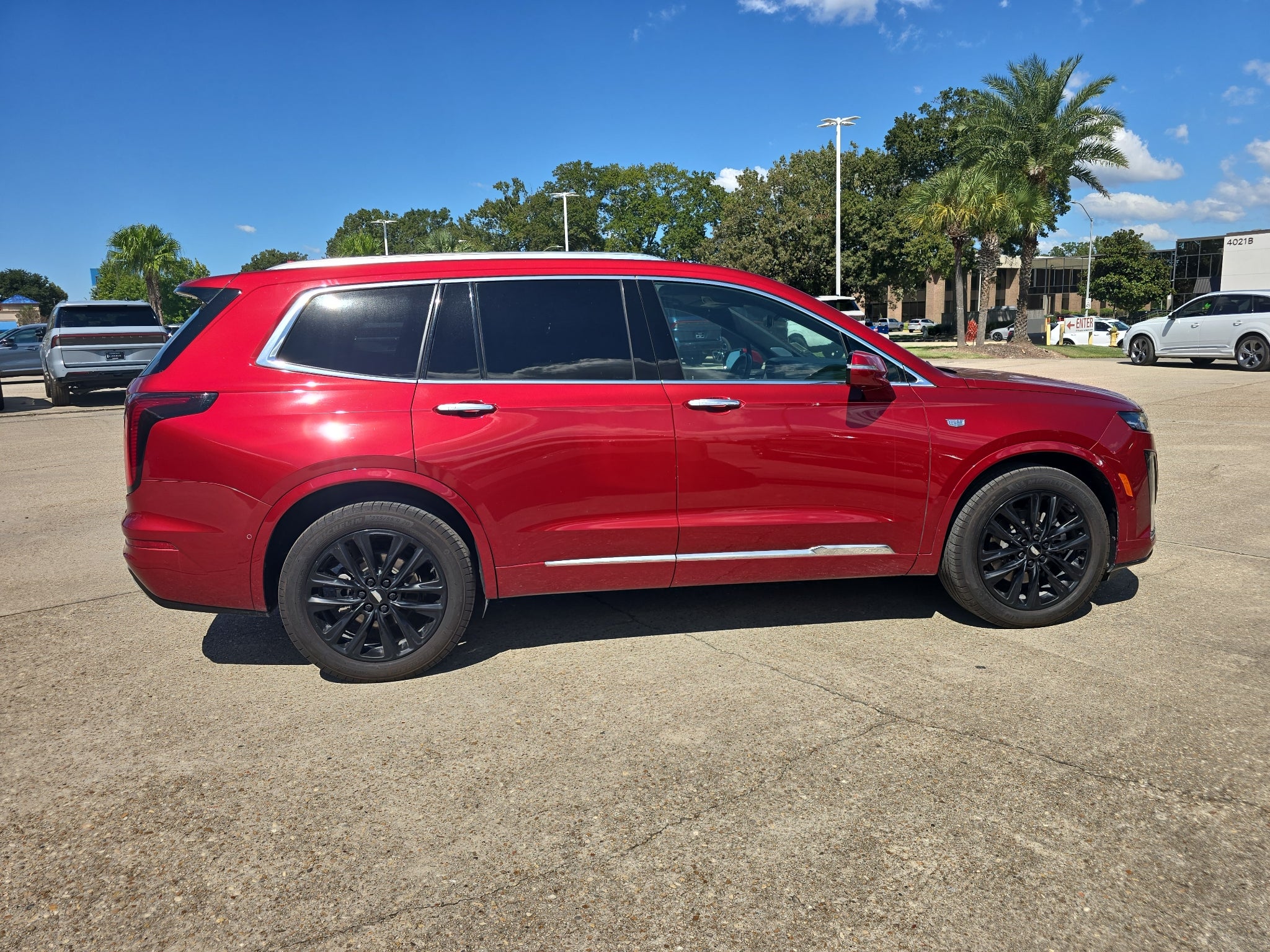 2024 Cadillac XT6 FWD Premium Luxury
