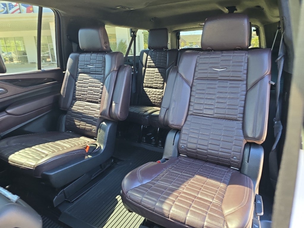 2022 Cadillac Escalade ESV Sport Platinum