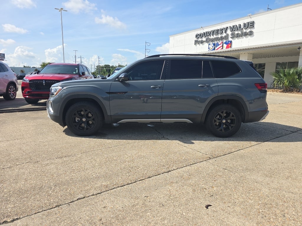 2024 Volkswagen Atlas 2.0T Peak Edition SE w/Technology