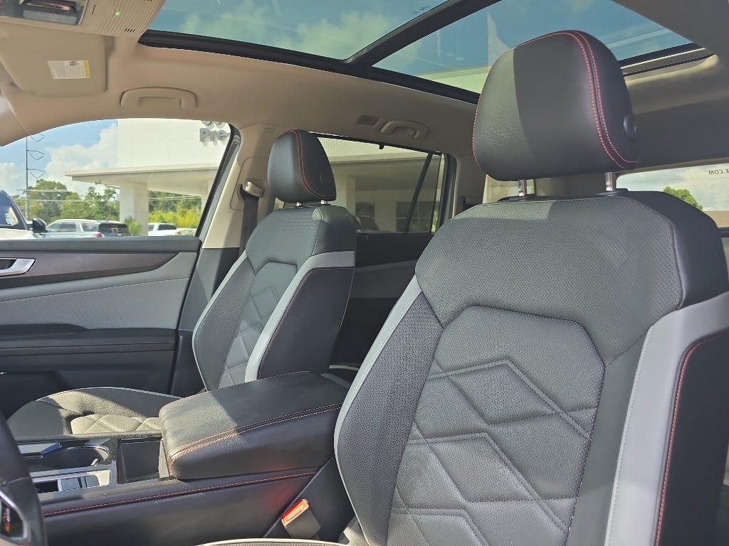 2024 Volkswagen Atlas 2.0T Peak Edition SE w/Technology