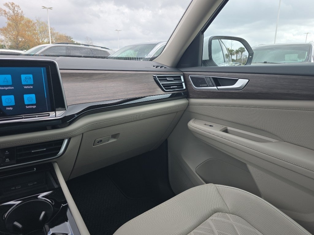 2024 Volkswagen Atlas 2.0T SEL Premium R-Line