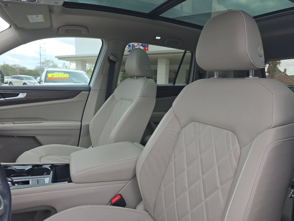 2024 Volkswagen Atlas 2.0T SEL Premium R-Line