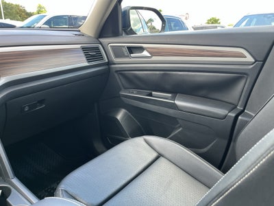 2021 Volkswagen Atlas 3.6L V6 SE w/Technology