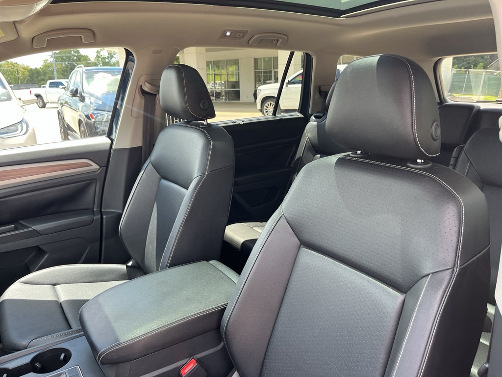 2021 Volkswagen Atlas 3.6L V6 SE w/Technology