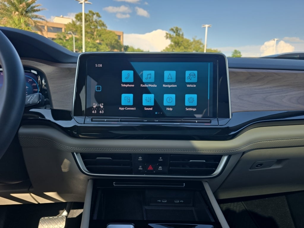 2024 Volkswagen Atlas 2.0T SE w/Technology