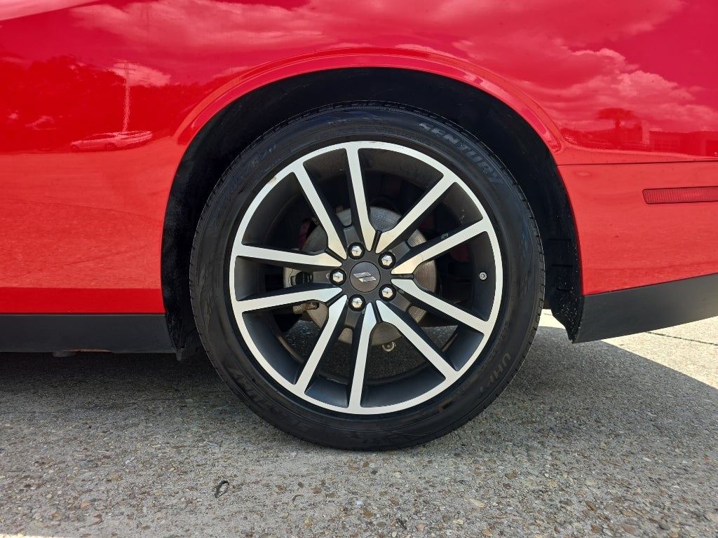 2022 Dodge Challenger R/T Plus Shaker