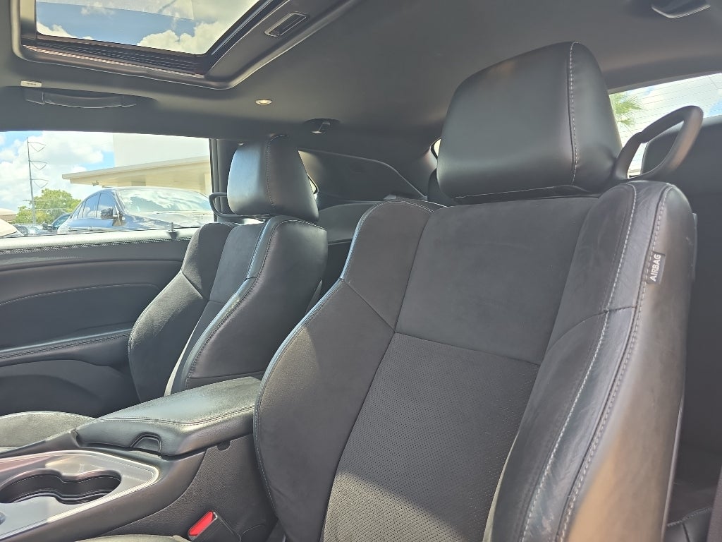 2022 Dodge Challenger R/T Plus Shaker