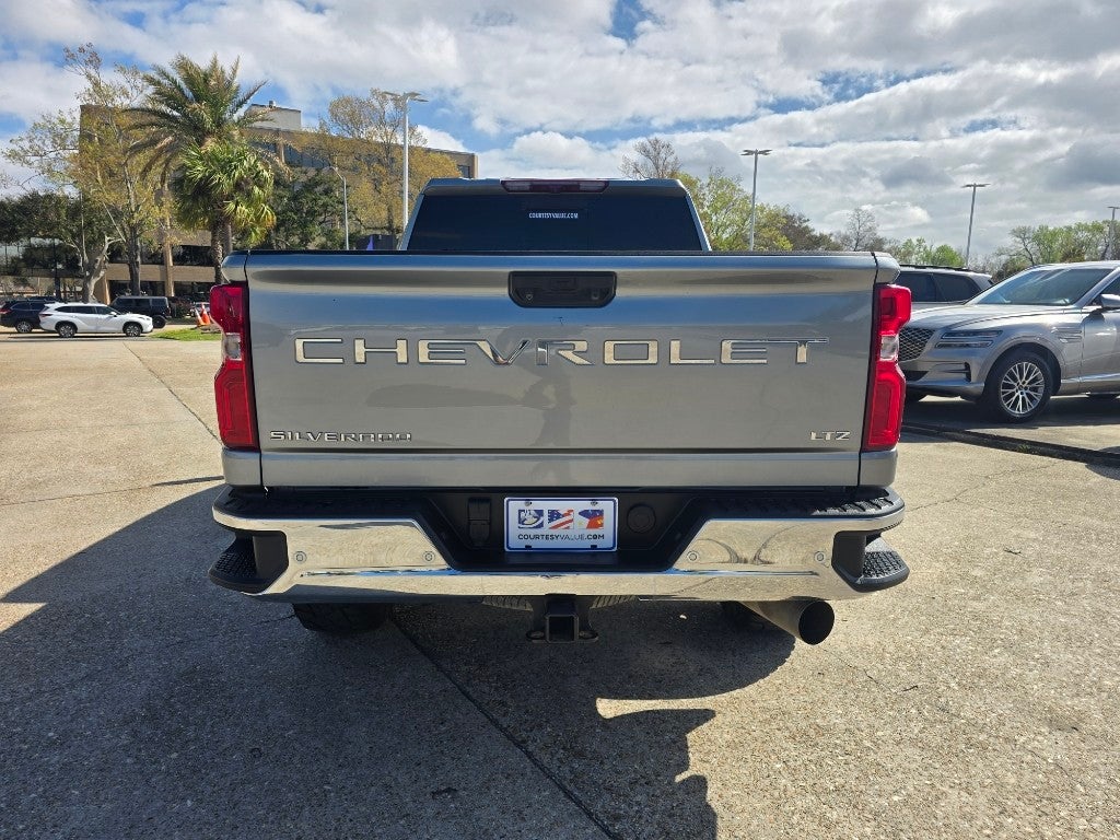 2024 Chevrolet Silverado LTZ