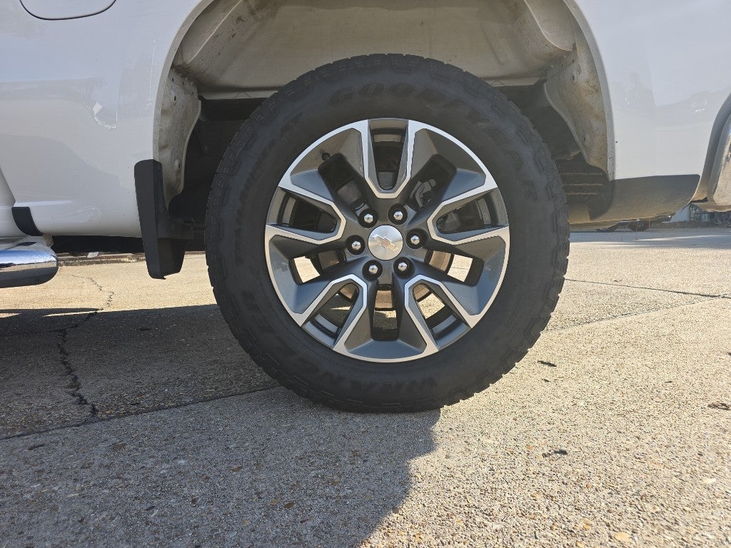 2023 Chevrolet Silverado LT Z71