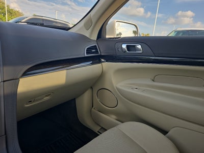 2019 Lincoln MKT Reserve