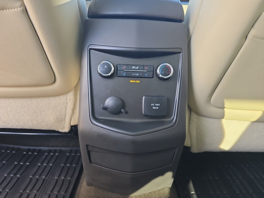 2019 Lincoln MKT Reserve