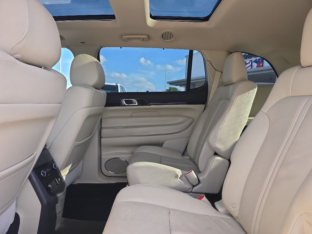 2019 Lincoln MKT Reserve