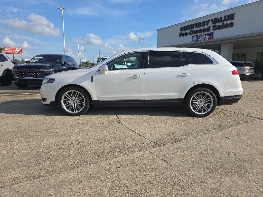 2019 Lincoln MKT Reserve