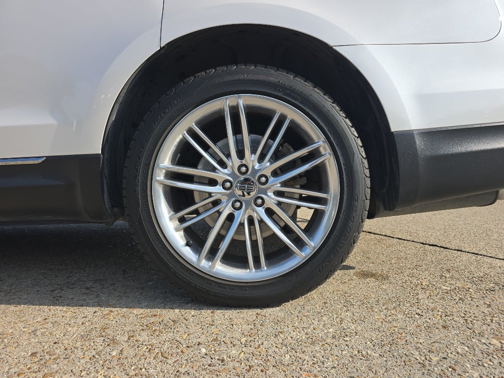 2019 Lincoln MKT Reserve