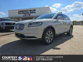 2022 Lincoln Nautilus Standard