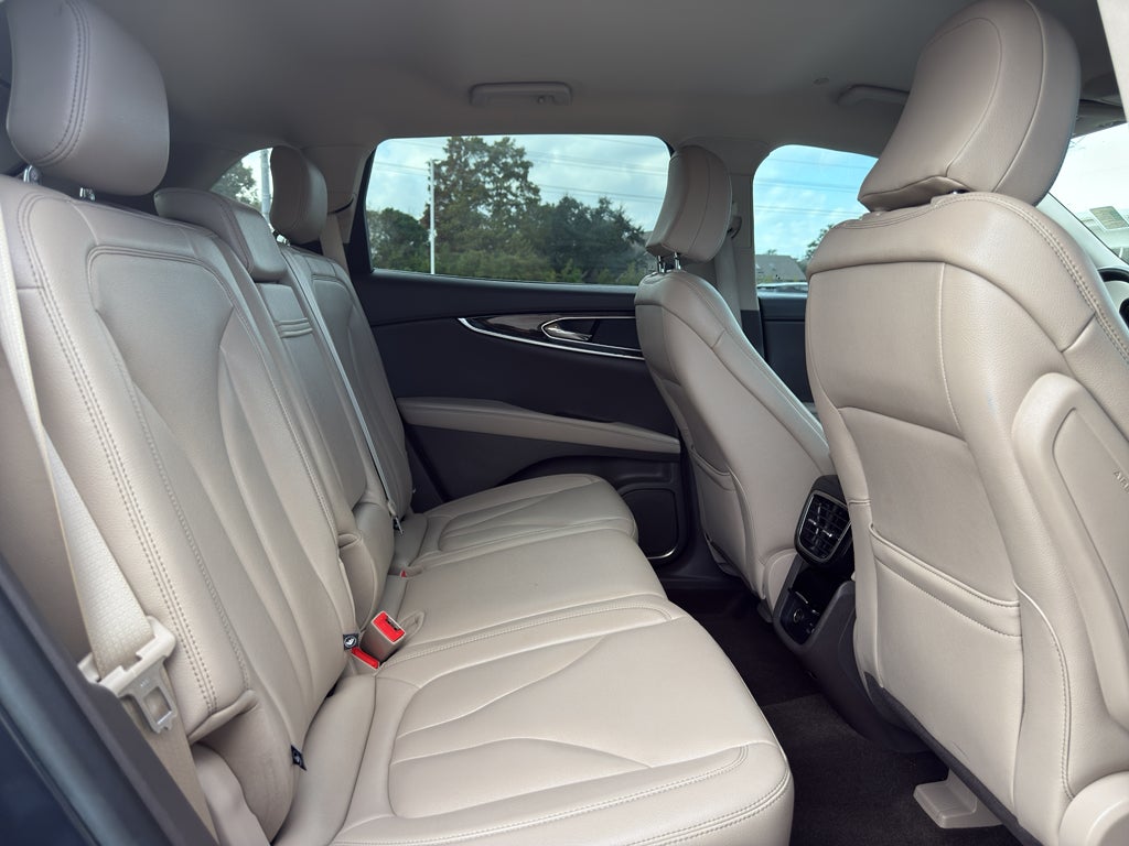 2022 Lincoln Nautilus Standard