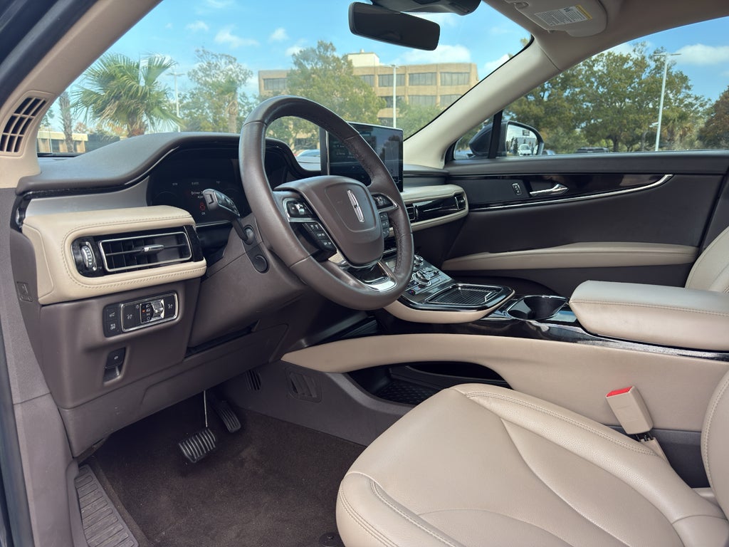 2022 Lincoln Nautilus Standard