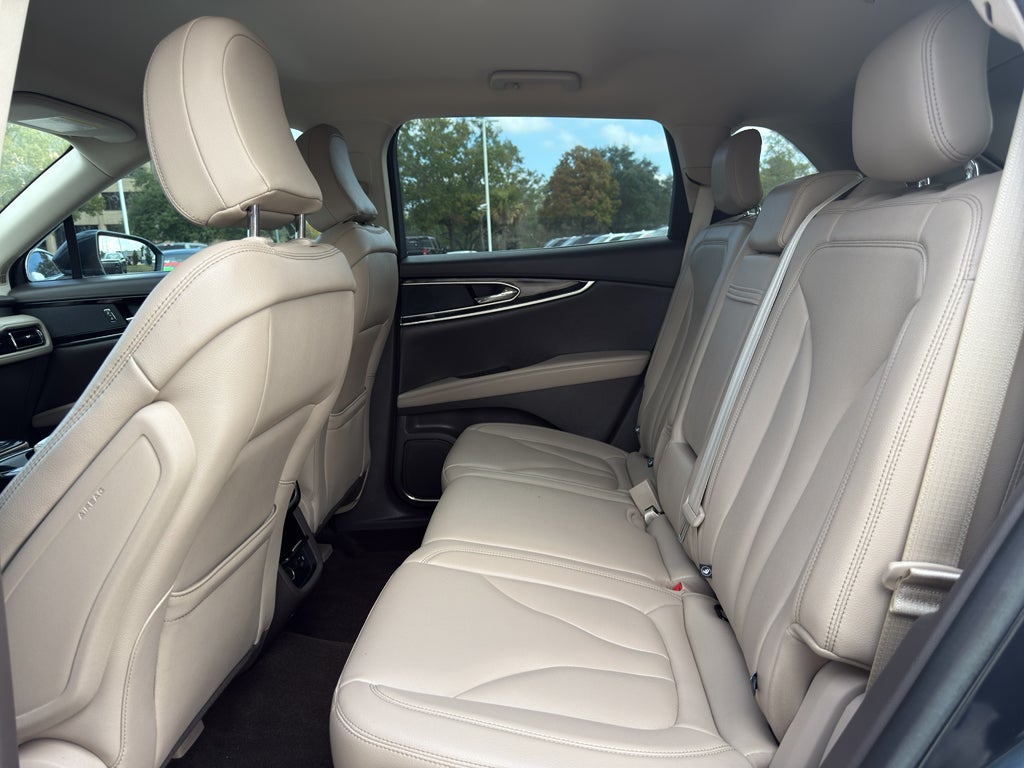 2022 Lincoln Nautilus Standard