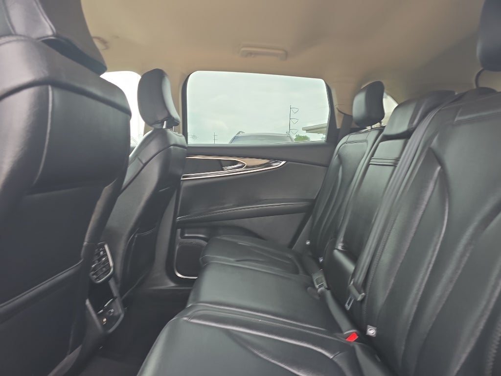 2022 Lincoln Nautilus Standard