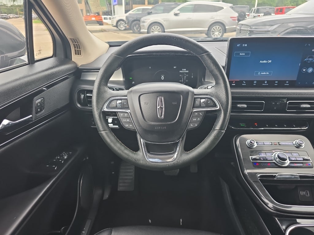 2022 Lincoln Nautilus Standard