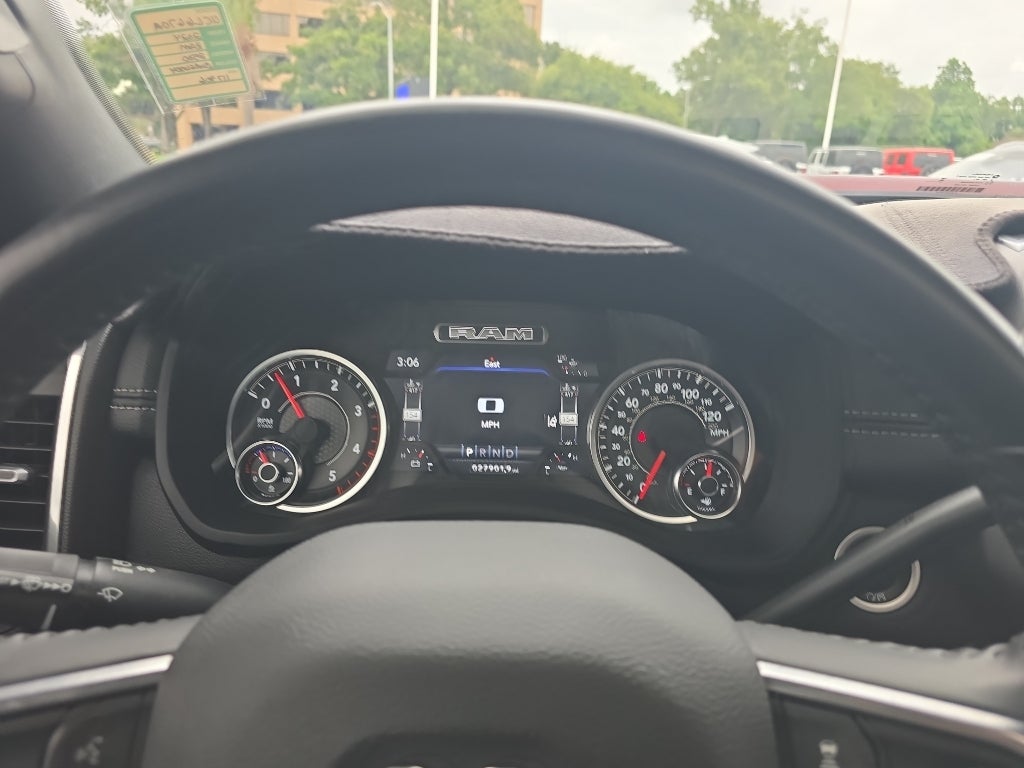 2024 RAM 2500 Laramie Midnight Package 22s