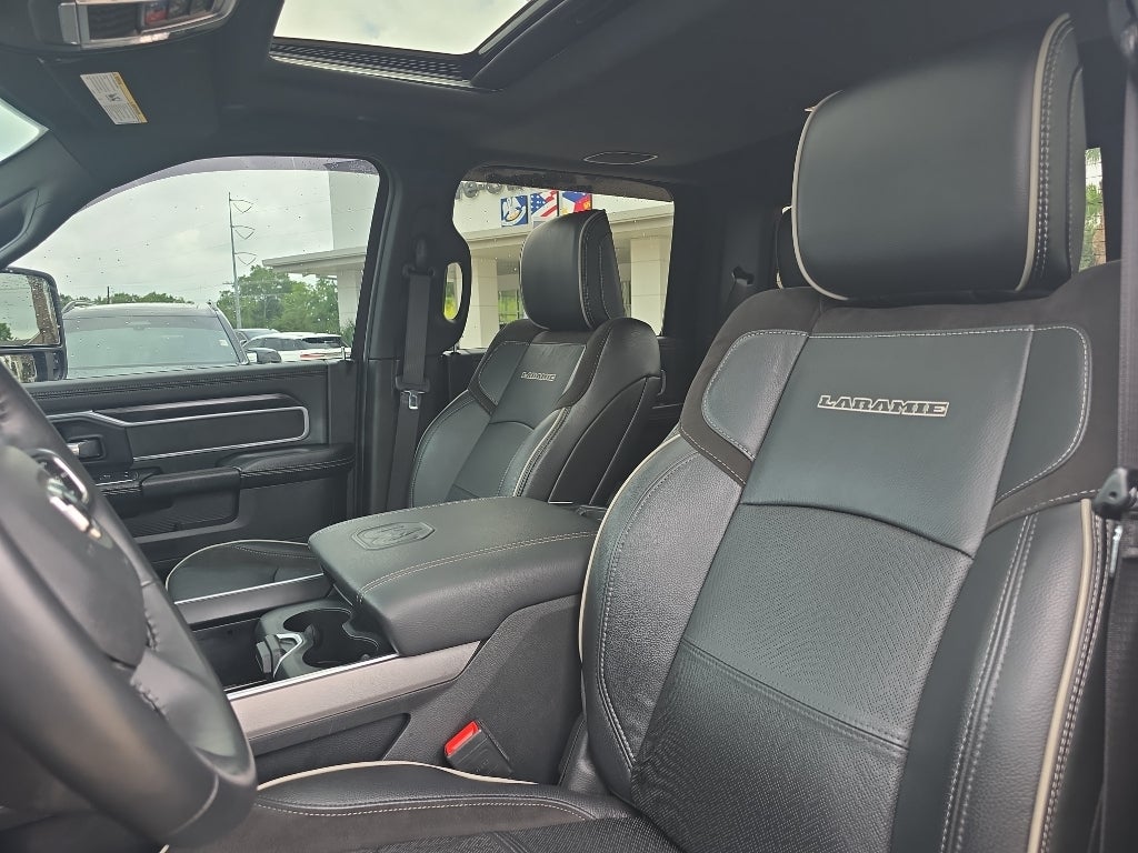 2024 RAM 2500 Laramie Midnight Package 22s