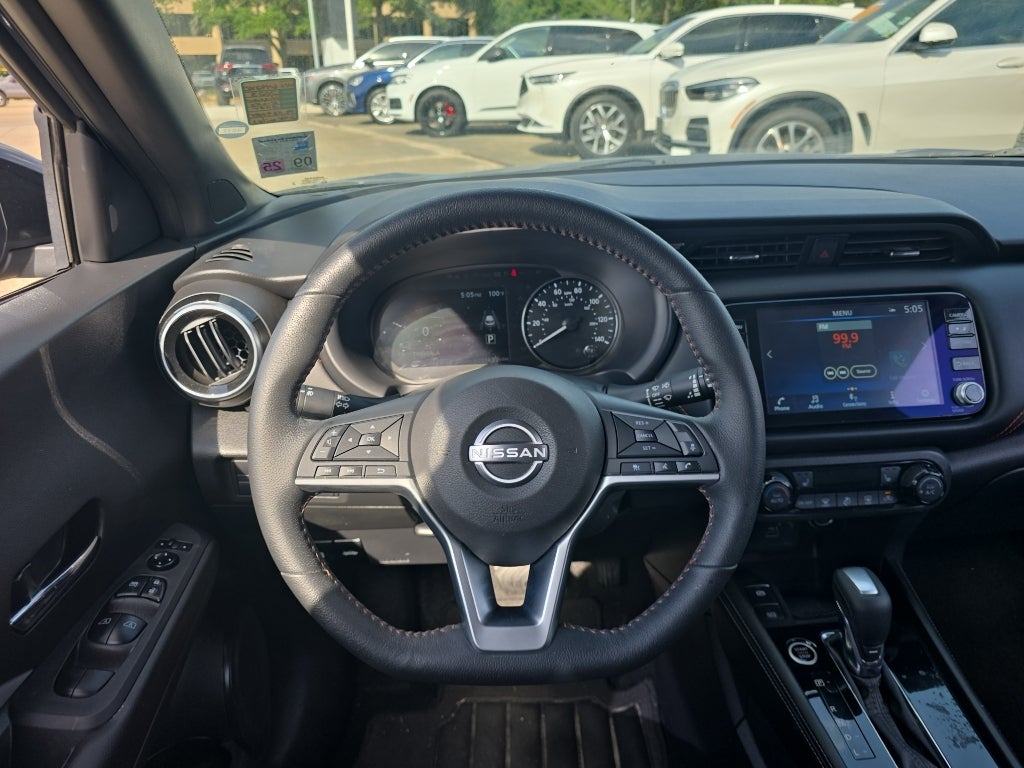 2023 Nissan Kicks SR