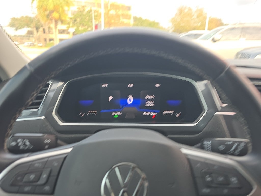 2023 Volkswagen Tiguan SE