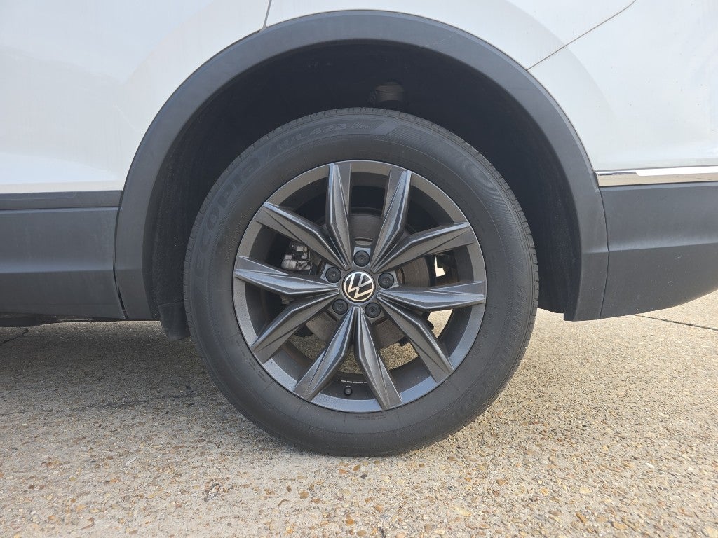 2023 Volkswagen Tiguan SE
