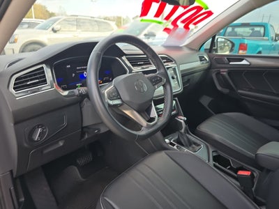 2023 Volkswagen Tiguan SE