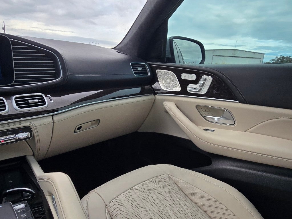 2025 Mercedes-Benz GLS AMG® 63