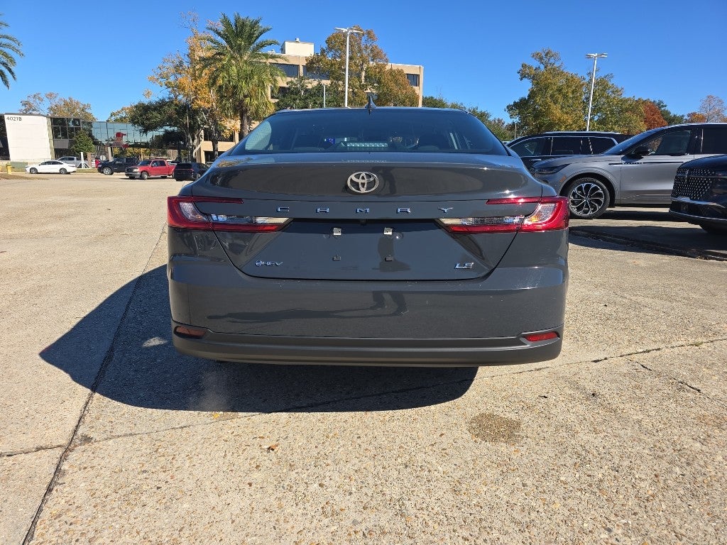 2025 Toyota Camry Hybrid SE