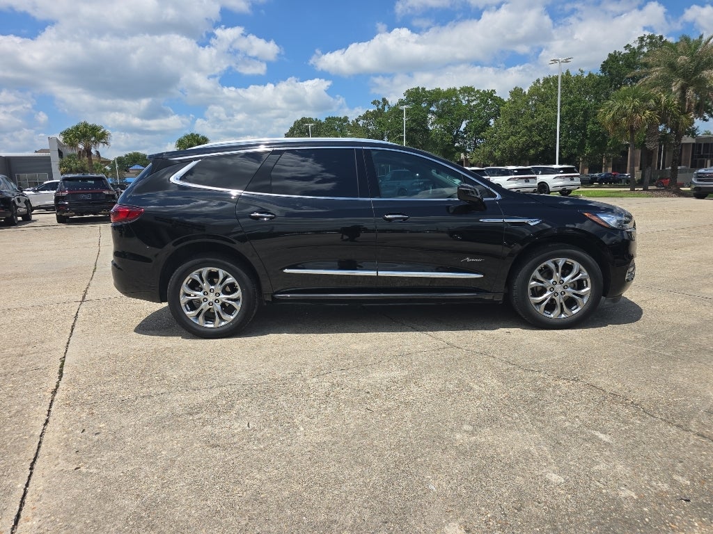 2020 Buick Enclave Avenir