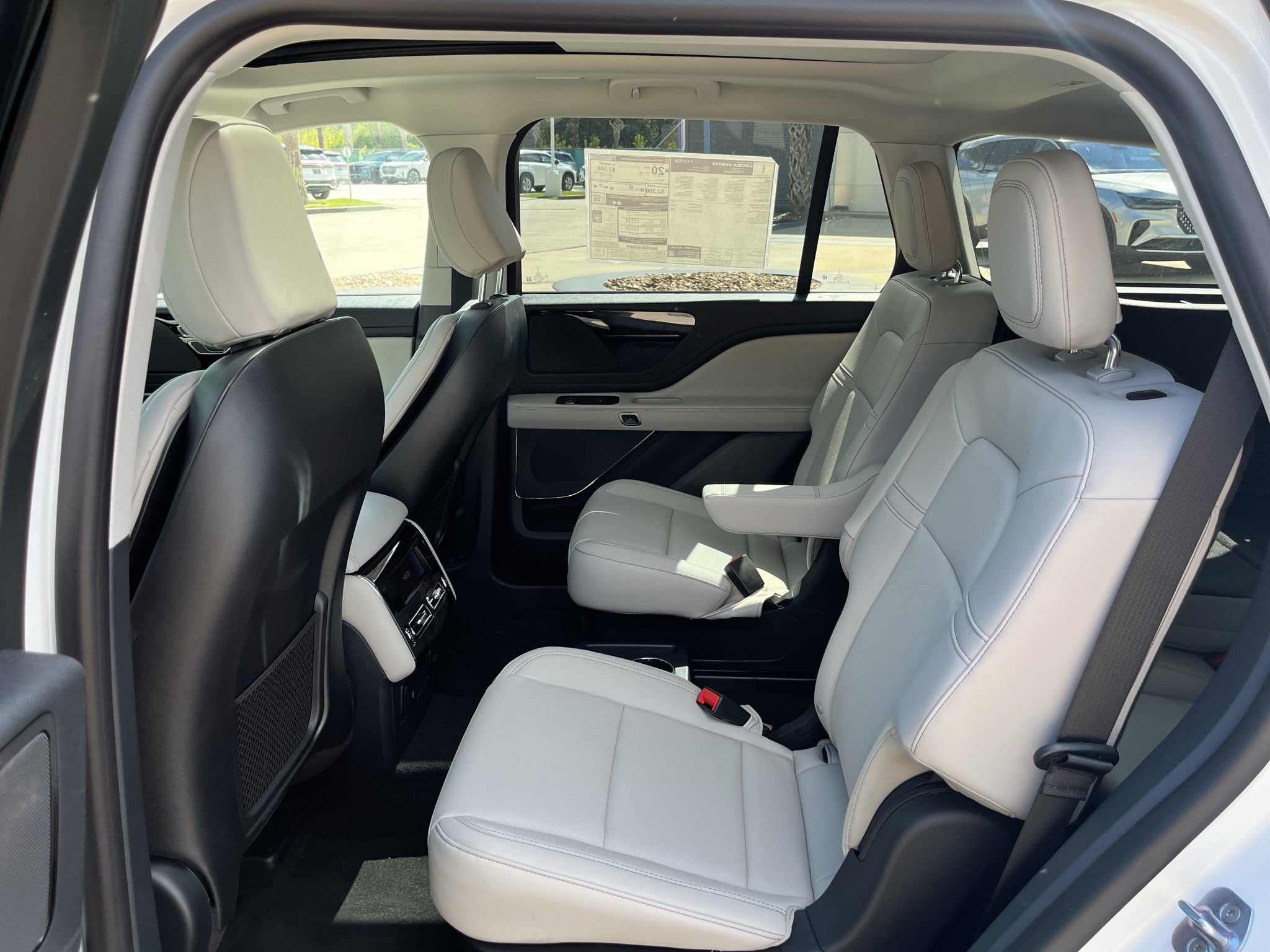 2027 Lincoln Aviator Premiere