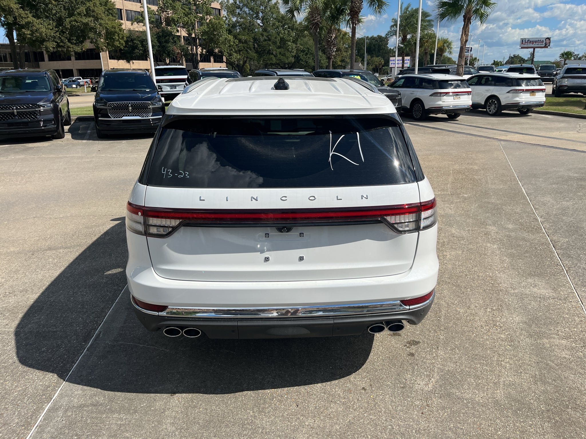 2027 Lincoln Aviator Premiere