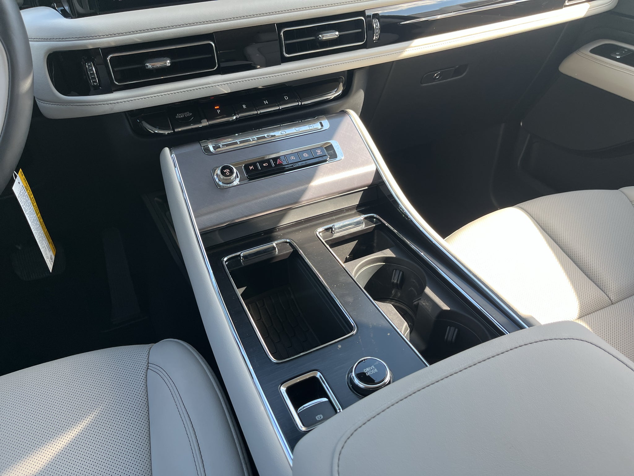2027 Lincoln Aviator Premiere
