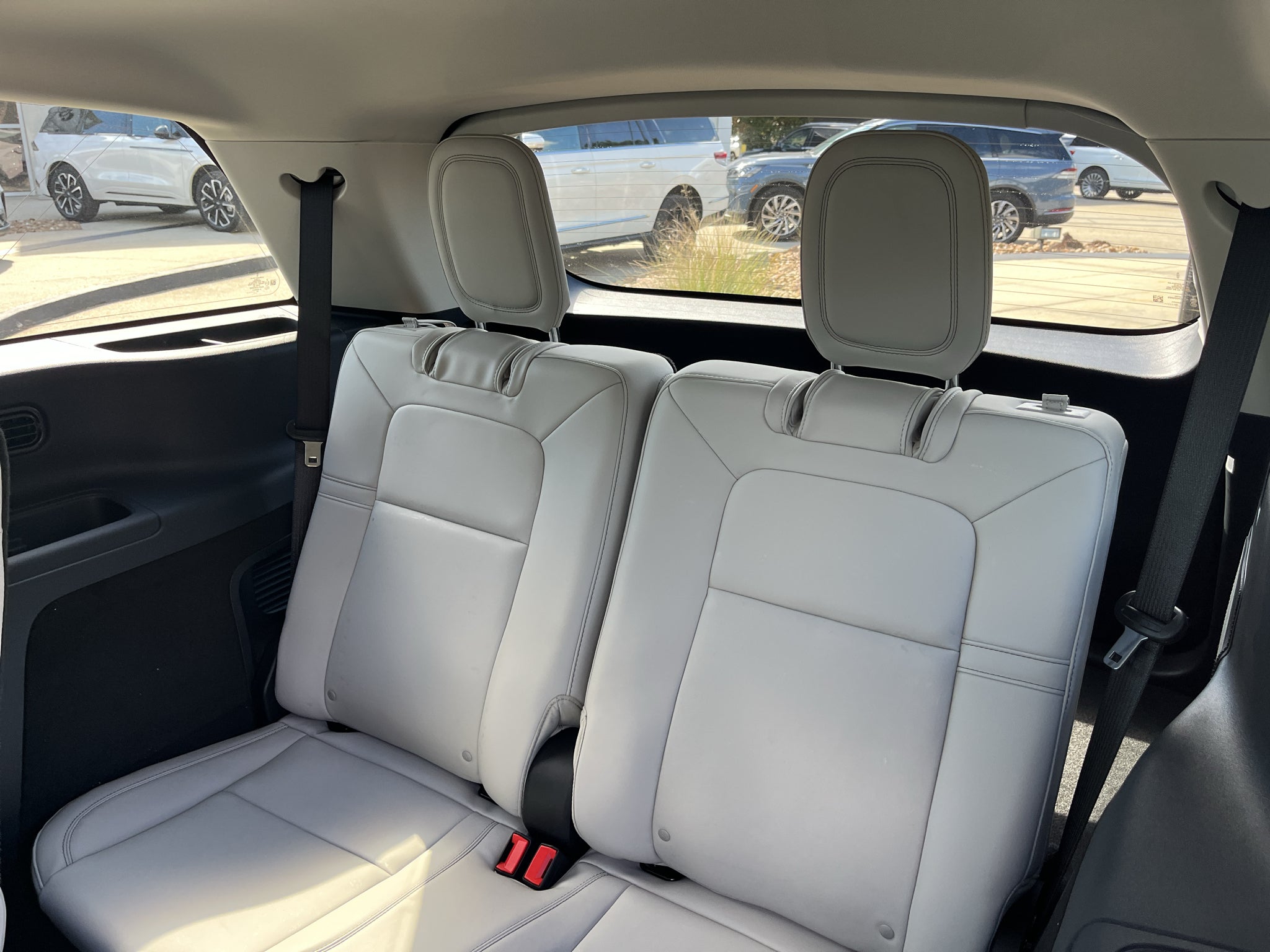 2027 Lincoln Aviator Premiere