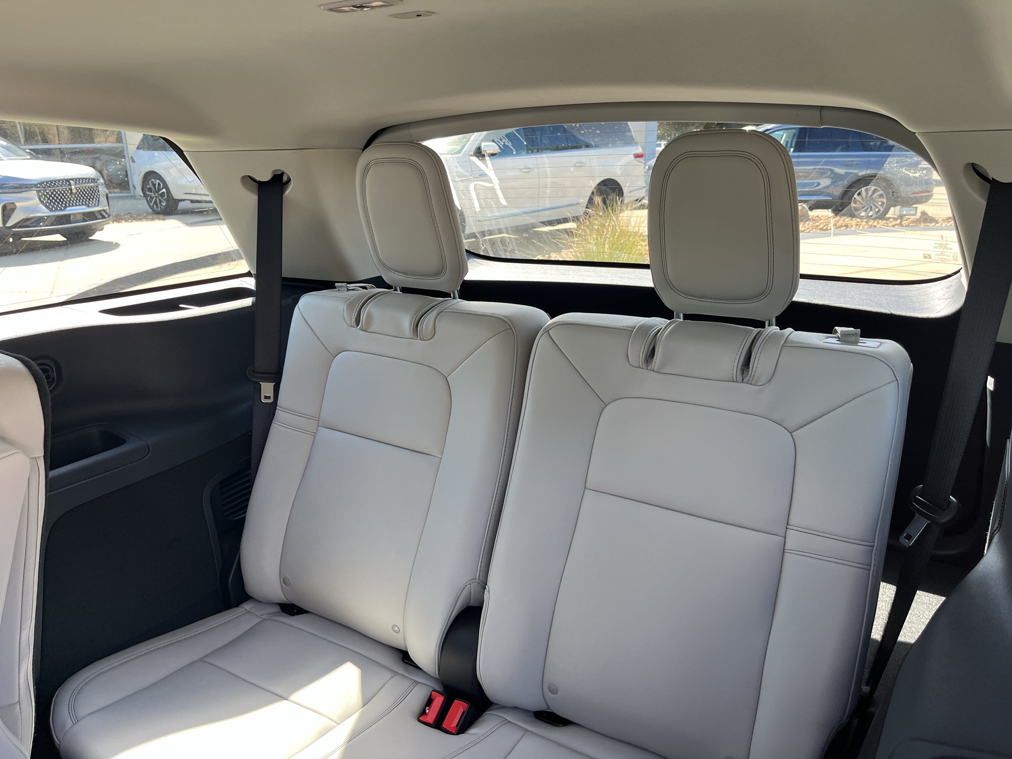 2027 Lincoln Aviator Premiere